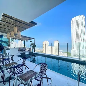 https://kristal-tower.cartagena-hotels.org